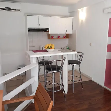 Oli Apartment