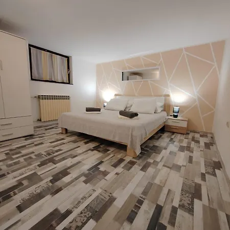 Apartament Oli